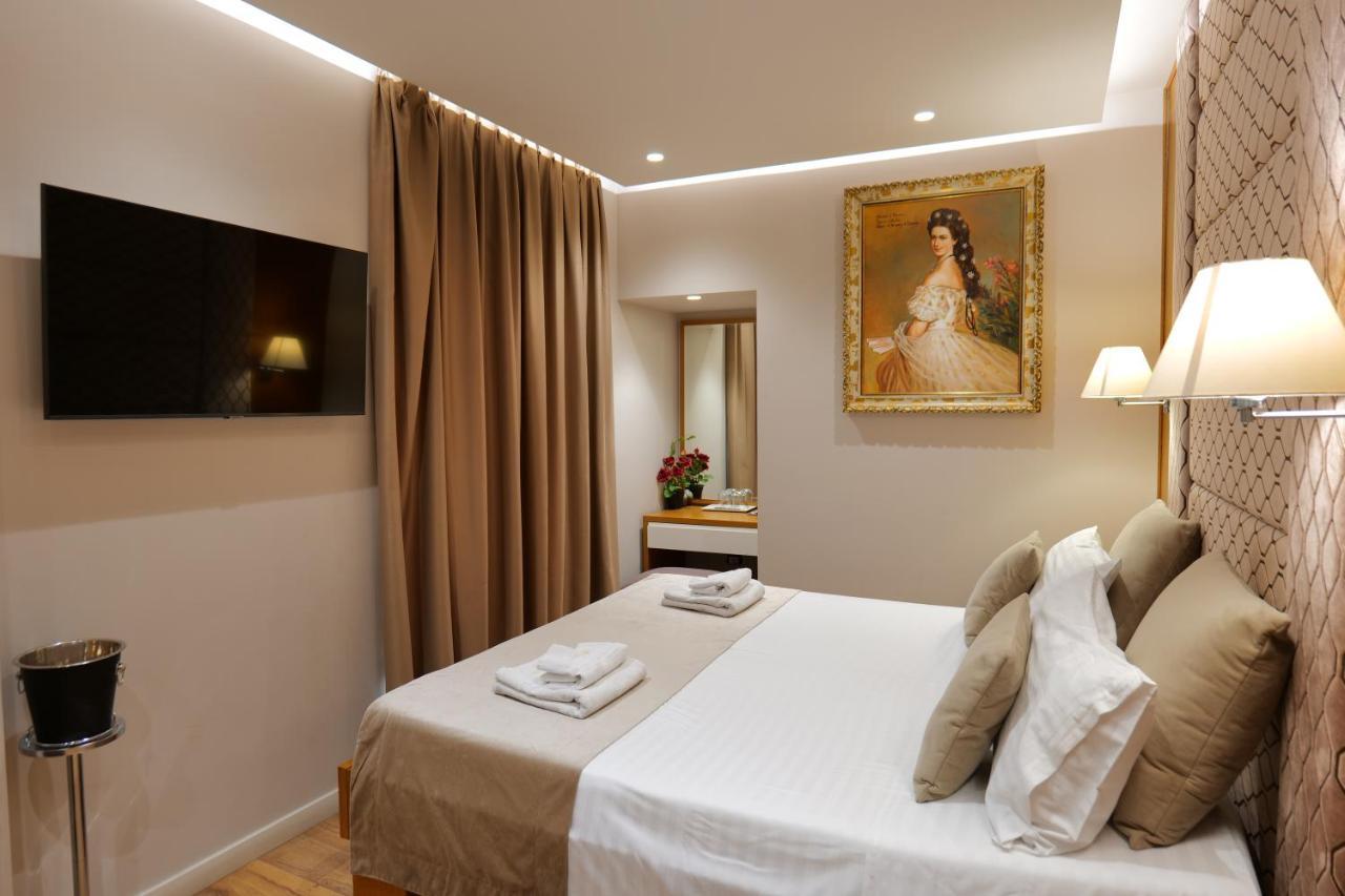 Hotel Queen Selitë e Vogël Buitenkant foto