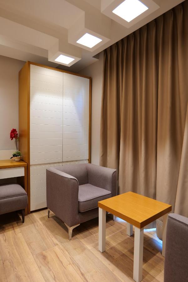 Hotel Queen Selitë e Vogël Buitenkant foto