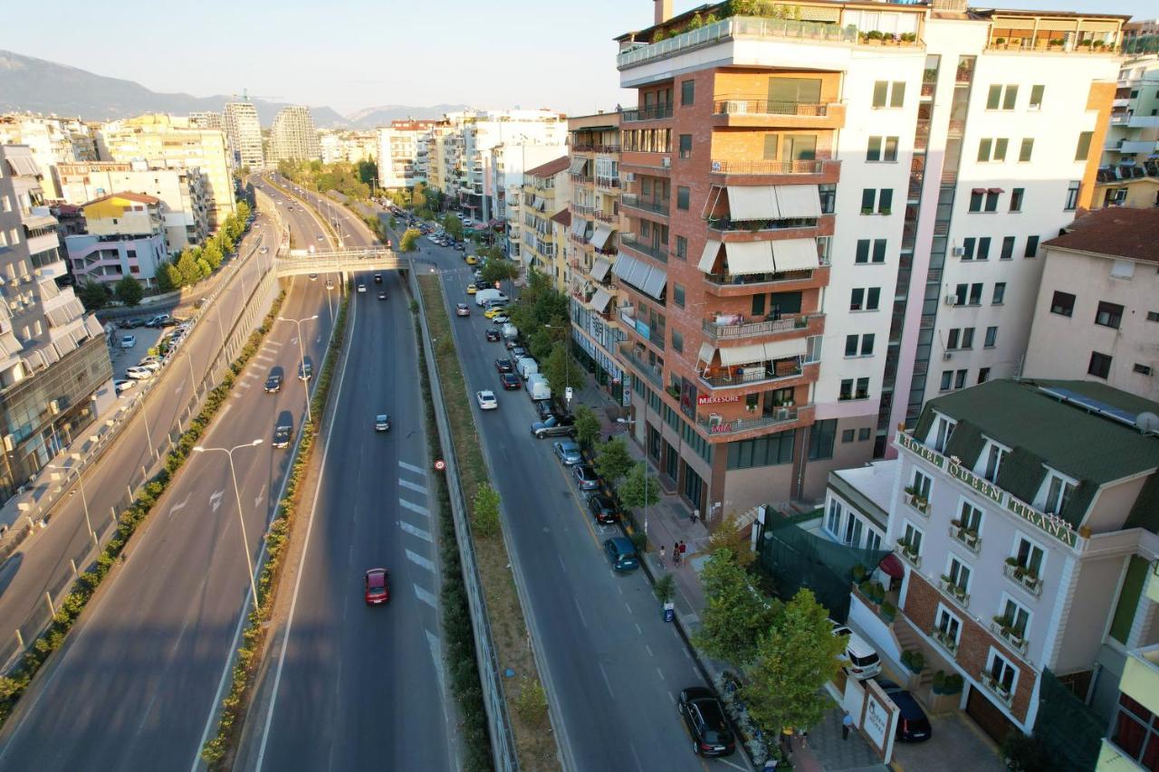 Hotel Queen Selitë e Vogël Buitenkant foto
