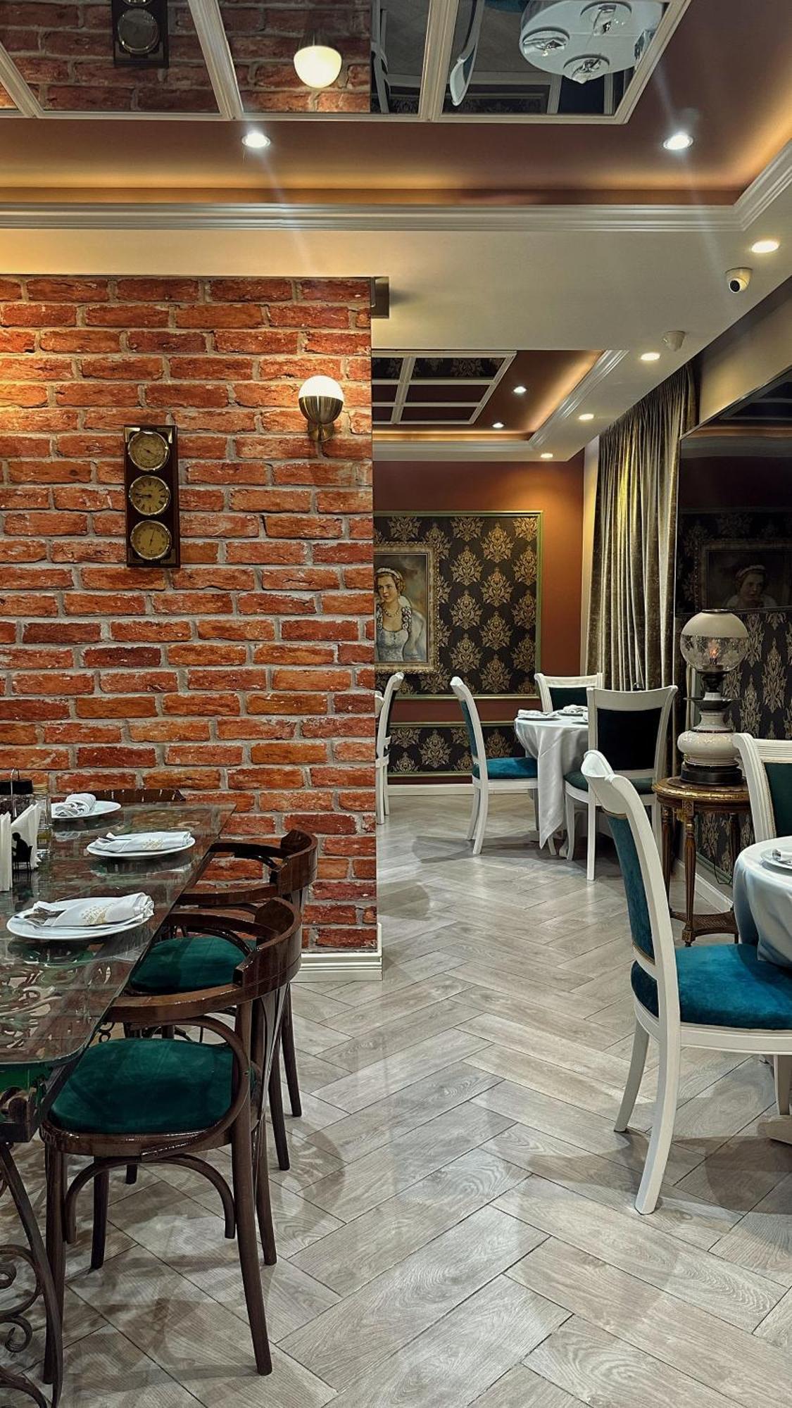 Hotel Queen Selitë e Vogël Buitenkant foto