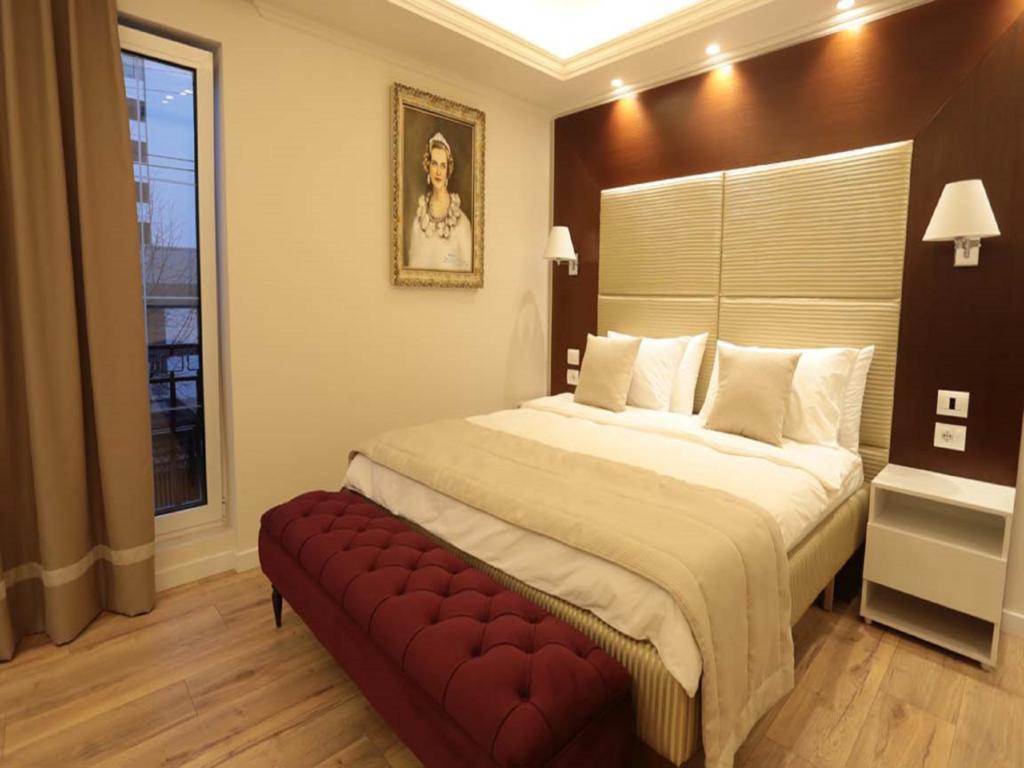 Hotel Queen Selitë e Vogël Buitenkant foto